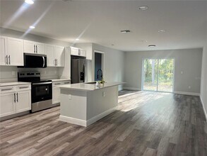 40 Willow Rd in Ocala, FL - Building Photo - Building Photo