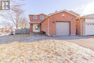 164 Daniels Crescent in Ajax, ON - Building Photo - Building Photo