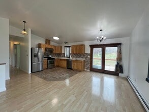 11261 E Hecker Dr in Palmer, AK - Building Photo - Building Photo