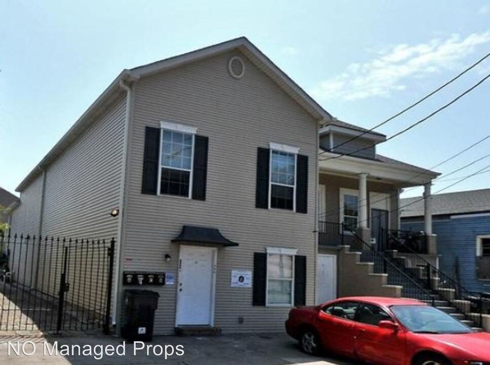 2608 Bienville St in New Orleans, LA - Building Photo