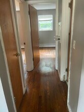 5911 Cary Ave, Unit #2 in Cincinnati, OH - Building Photo - Building Photo