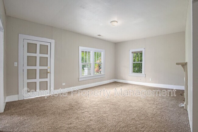 109 59th St in Fairfield, AL - Building Photo - Building Photo