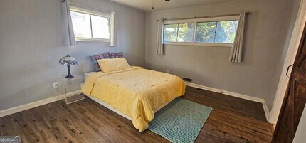 1976 Columbia Dr in Decatur, GA - Building Photo - Building Photo