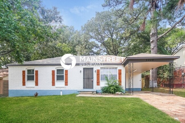 property at 5059 Applewood Dr