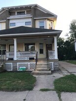 509 High Ave in Oshkosh, WI - Building Photo