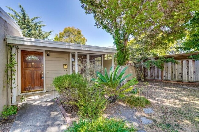 1764 Montecito Ave in Mountain View, CA - Building Photo - Building Photo