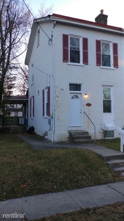 1415 Laidlaw Ave in Cincinnati, OH - Building Photo