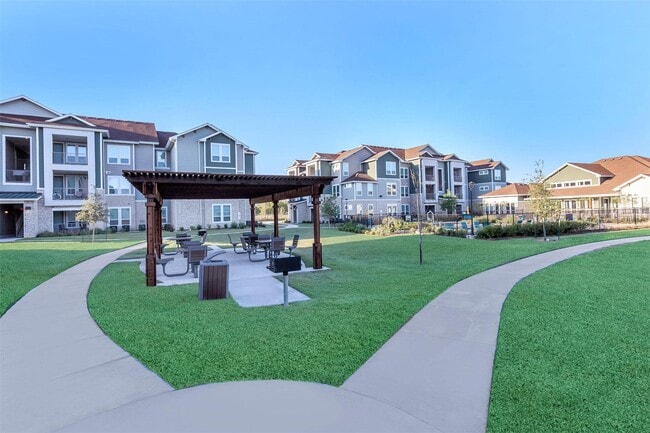 property at 4633 Campus Dr