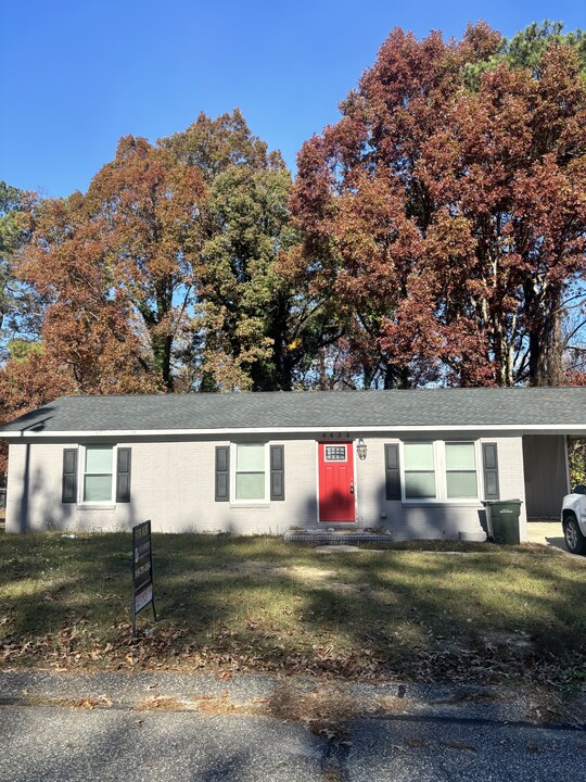 6434 Ginger Cir in Fayetteville, NC - Building Photo