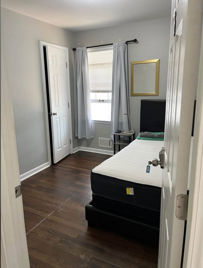property at 6140 Hillandale Dr