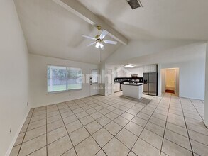 16365 Hidden River Ct in Conroe, TX - Building Photo - Building Photo