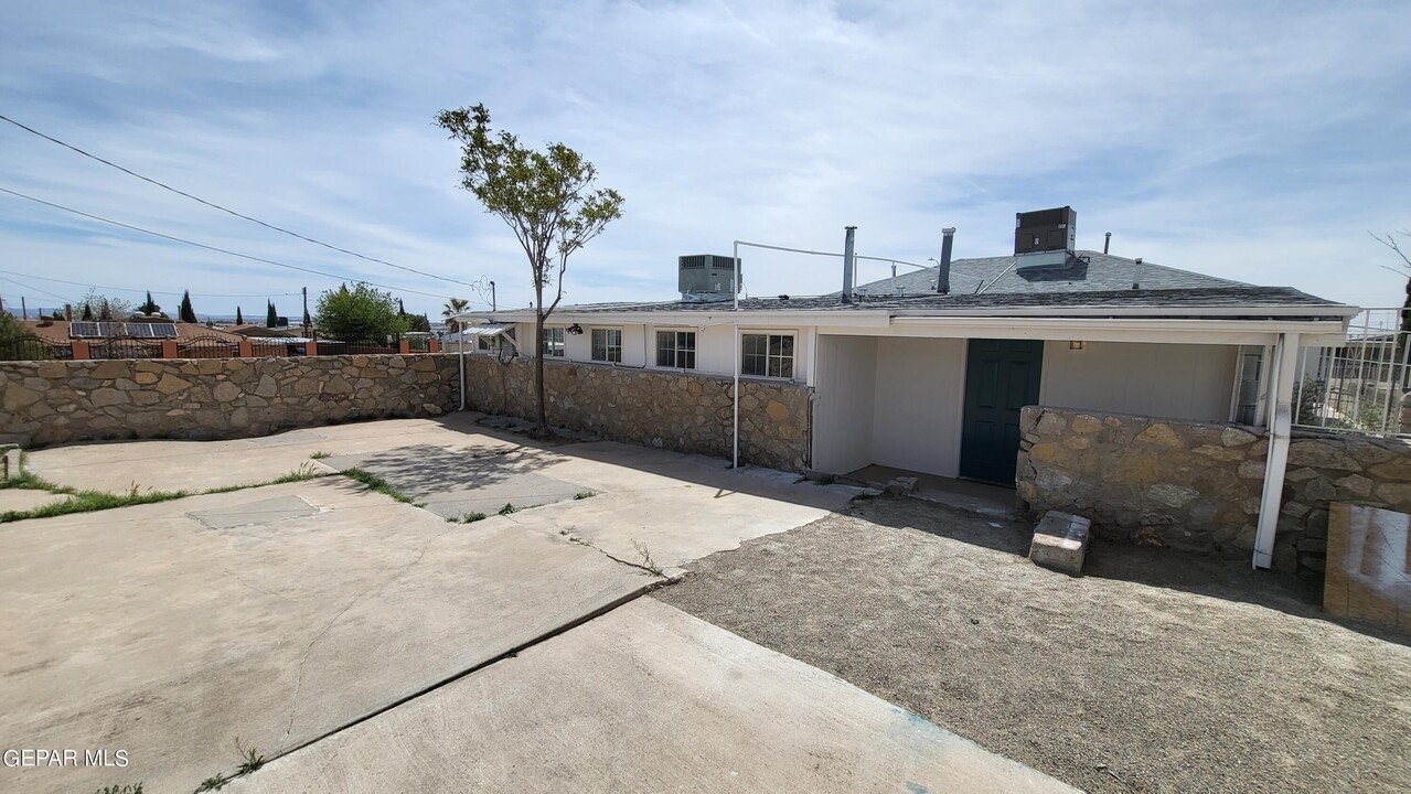 3531 Harrison Ave in El Paso, TX - Building Photo