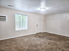 3630 Douglas Ave in Kalamazoo, MI - Building Photo - Building Photo