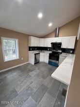 1626 Old York Rd in Robbinsville, NJ - Building Photo - Building Photo