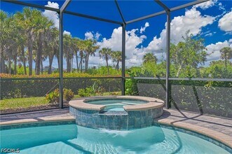 15550 Pascolo Ln in Ft. Myers, FL - Building Photo - Building Photo