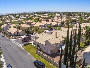 2437 Twin Flower Cir in Las Vegas, NV - Building Photo - Building Photo