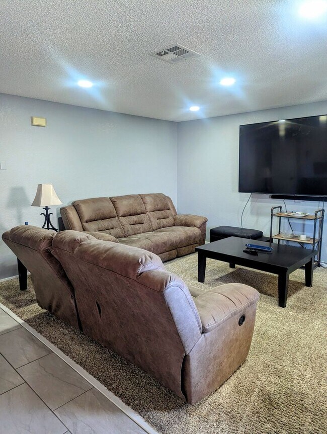 453 Mesa Blvd in Mesquite, NV - Building Photo - Building Photo