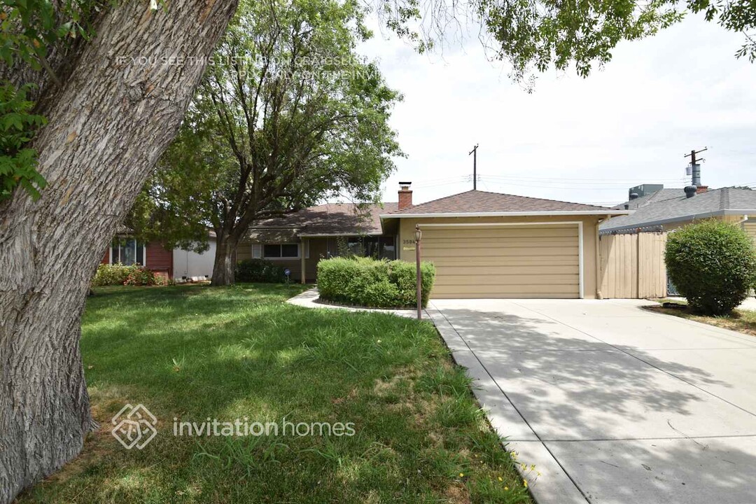 3504 St George Dr in Sacramento, CA - Building Photo