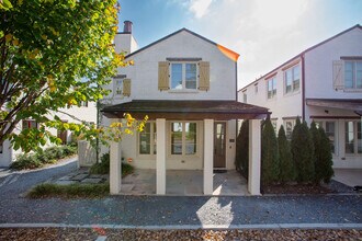 130 2nd St in Fayetteville, GA - Building Photo - Building Photo