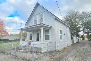 5708 7th Ave S in Seattle, WA - Building Photo