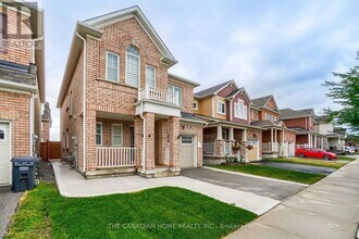 36 Enford Cres in Brampton, ON - Building Photo - Building Photo