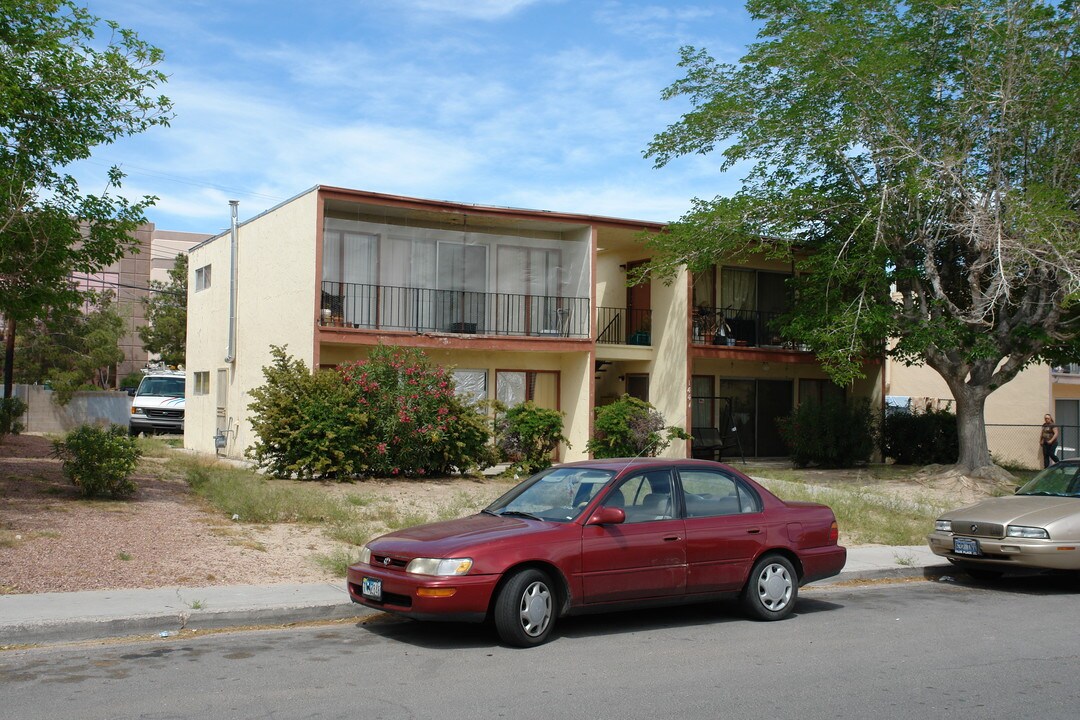 1444 Silver Mesa Cor in Las Vegas, NV - Building Photo