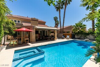5133 Southern Hills Ln in Las Vegas, NV - Building Photo - Building Photo