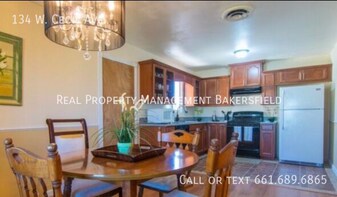 134 W Cecil Ave in Delano, CA - Building Photo