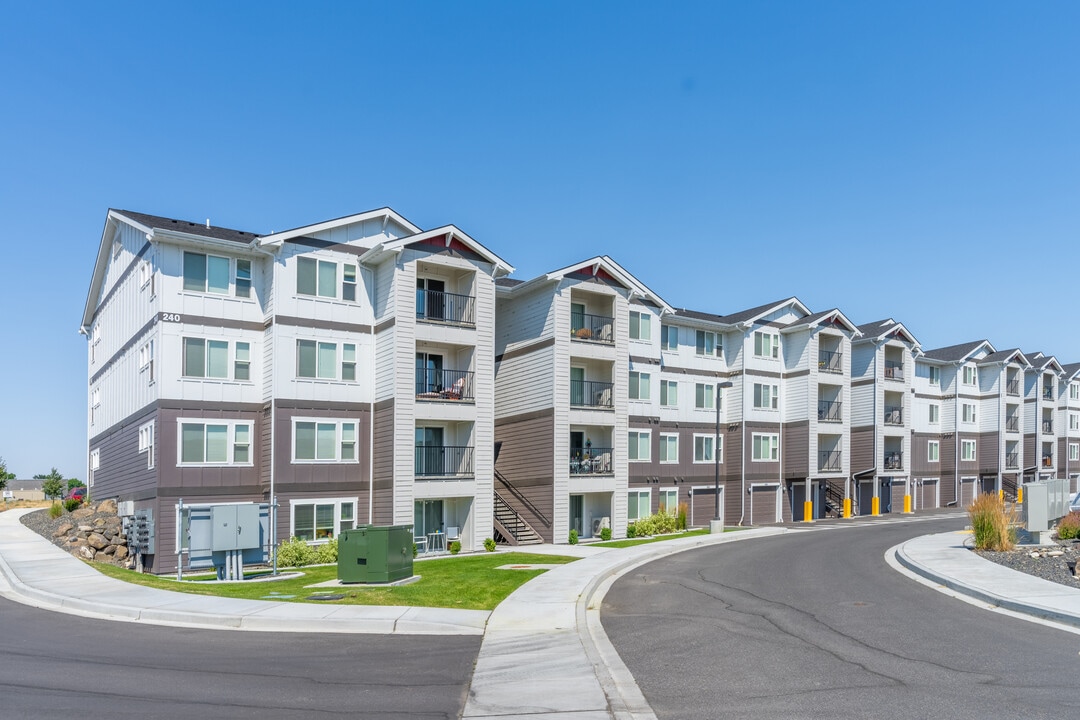 Tides at Willow Pointe in Richland, WA - Foto de edificio