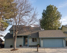 17336 E Kenyon Dr in Aurora, CO - Building Photo