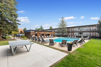 The Lodge in Boulder, CO - Foto de edificio - Building Photo