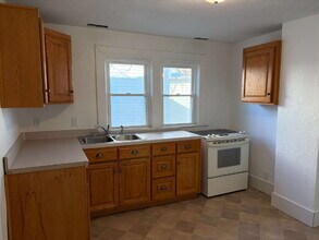 208 Forest St in Sidney, OH - Foto de edificio - Building Photo