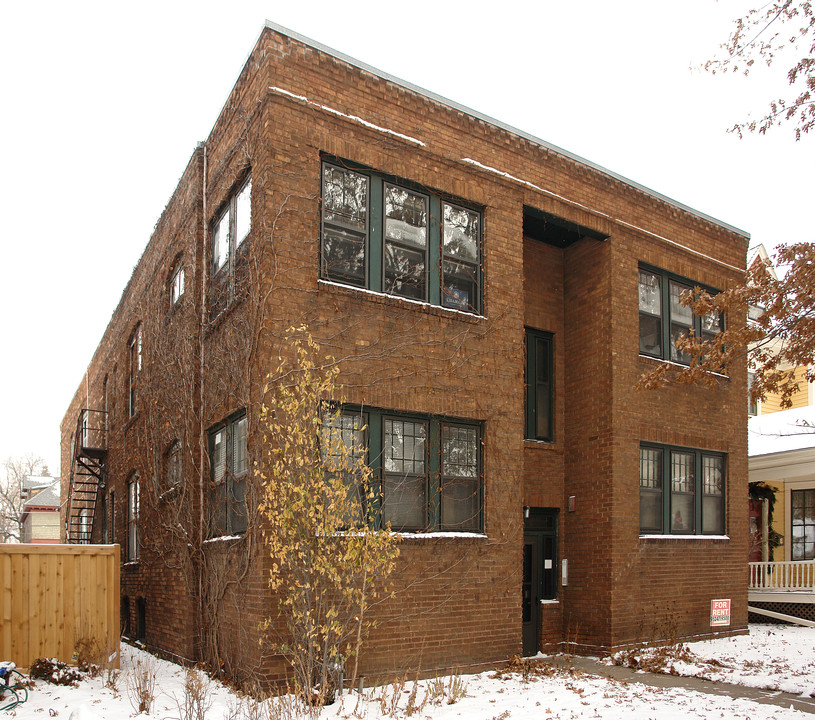 809 Portland Ave in St. Paul, MN - Foto de edificio