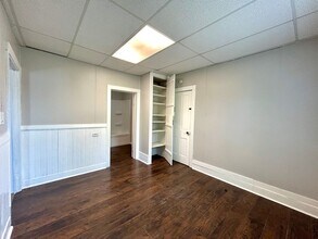 1182 Sanford St-Unit -Sanford 1182 in Muskegon, MI - Foto de edificio - Building Photo