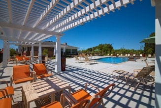 Valor Apartment Homes in Fredericksburg, VA - Building Photo - Building Photo