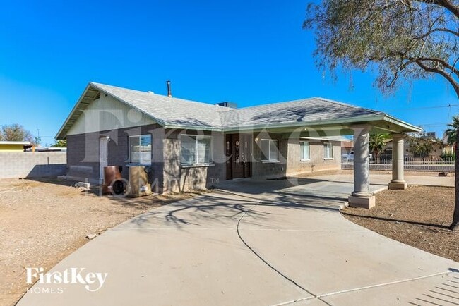 11740 N 80th Dr in Peoria, AZ - Building Photo - Building Photo