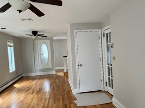 149 New Haven Ave in Milford, CT - Foto de edificio - Building Photo