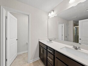 449 Willard Wds Dr in Wendell, NC - Building Photo - Building Photo