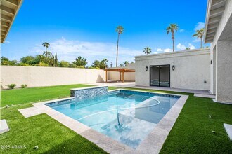 7225 E Harmont Dr in Scottsdale, AZ - Building Photo - Building Photo