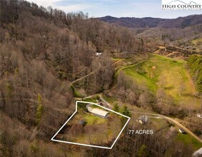 205 Houston Harmon Rd in Sugar Grove, NC - Building Photo - Building Photo
