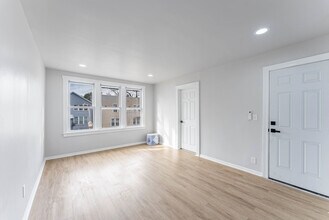 3807 S Albany Ave in Chicago, IL - Building Photo - Building Photo