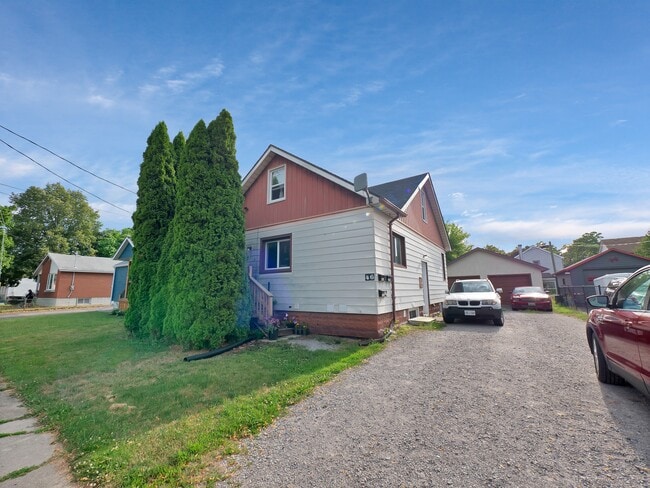 property at 46 Commercial St