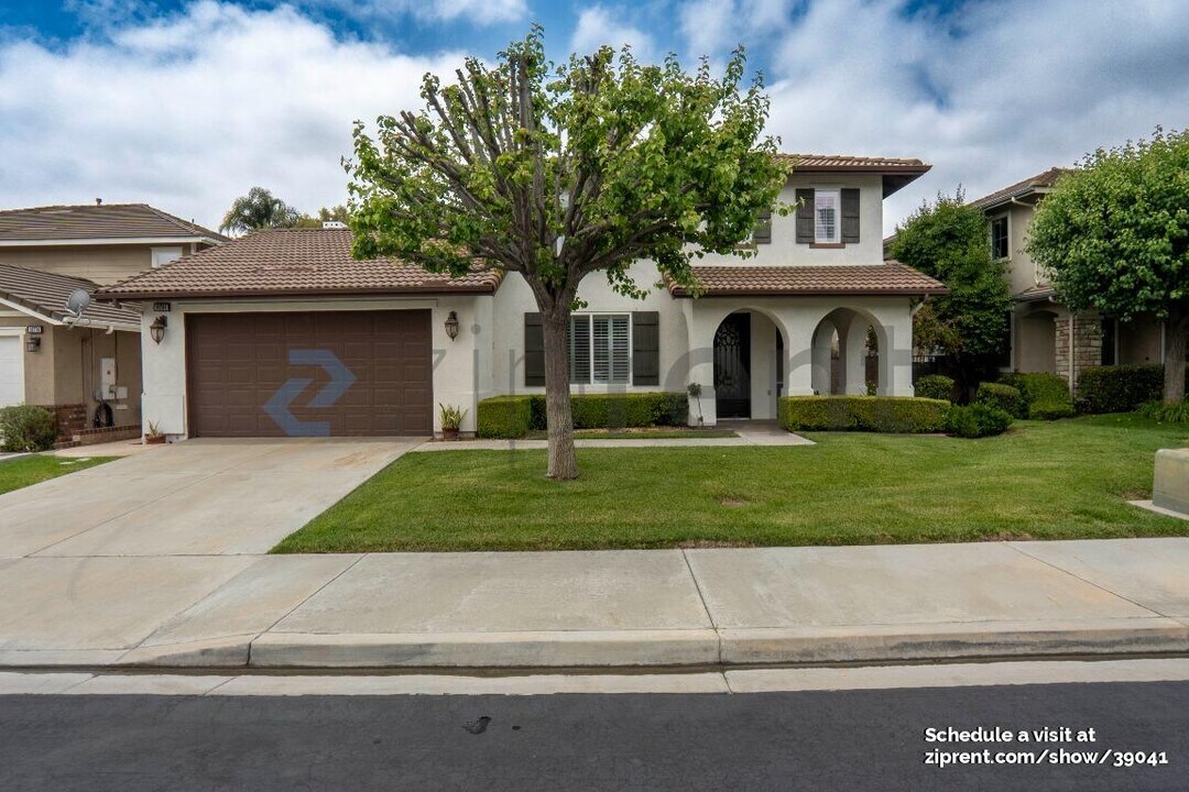 16766 Tamarind Ct in Chino Hills, CA - Building Photo