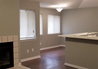 902 Ridgemont St in Round Rock, TX - Building Photo - Building Photo