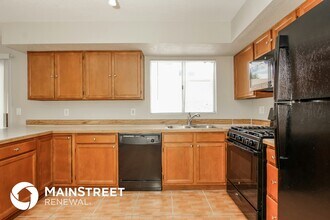 4732 W Sleepydale Ct in Tucson, AZ - Foto de edificio - Building Photo