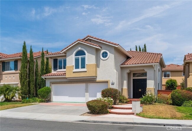 20 Las Fieras in Rancho Santa Margarita, CA - Building Photo - Building Photo