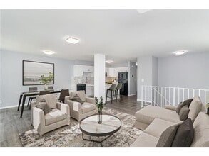 8403 Morgan Ln in Eden Prairie, MN - Building Photo - Building Photo