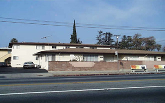 7147 Rosemead Blvd Apartments