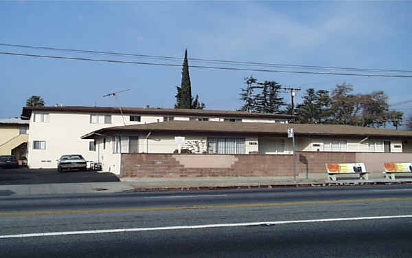 7147 Rosemead Blvd in San Gabriel, CA - Foto de edificio