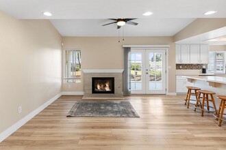 30769 Sky Terrace Dr in Temecula, CA - Foto de edificio - Building Photo